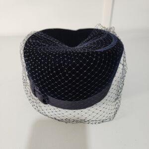 Vintage Navy Blue Velvet Hat with Netting